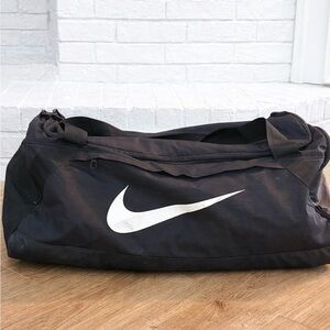 XL Nike Black Duffel Bag with White Swoosh – Men's Gym & Travel Duffel